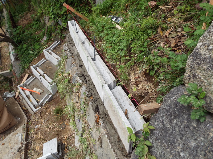 コンクリート ブロック積み 剪定 造園 庭園 山林管理の樹木屋さん